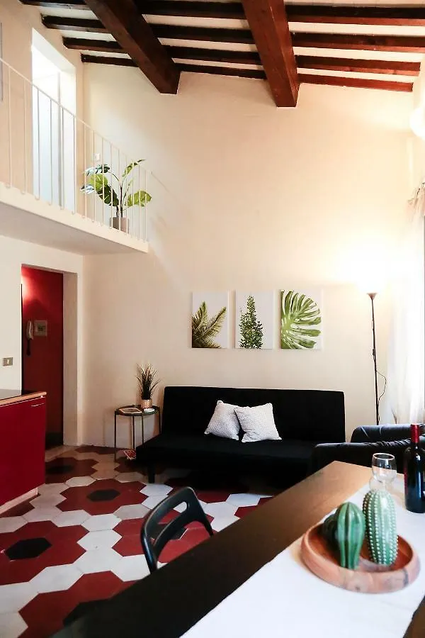 Santamarta35 Apartment Pisa Italy